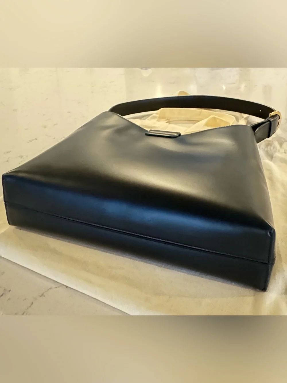 Salvador Ferragamo Black Leather Gancio Trifolio Large Shoulder Bag